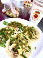 Witcho's Tacos food