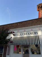 Bella Creamery food