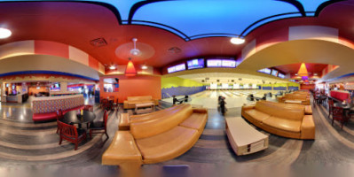 Shenaniganz Entertainment Center Greenville inside