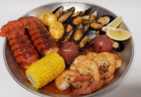 Hook Reel Cajun Seafood food