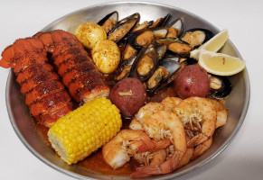 Hook Reel Cajun Seafood food