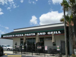 Michaels Pizza Pasta Grill outside