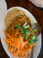 Dee Garden Thai Kitchen food