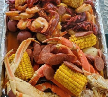 The Pirate's Boil food