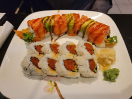 Sushi Kudasai inside