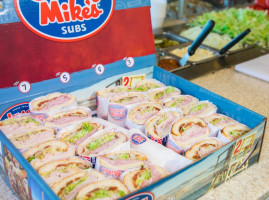 Jersey Mike's inside