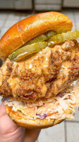 Fat Daddy's Hot Chicken food