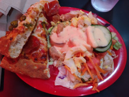 Springfield's Incredible Pizza food