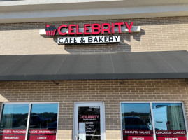 Celebrity Cafe And Bakery food