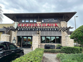 Cooper's Hawk Winery Restaurants outside