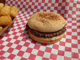 Giddy Up Burgers food