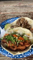 Adriana's Taqueria food