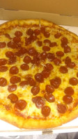 Primo's Pizzeria food