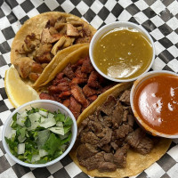 La Familia Street Tacos More food