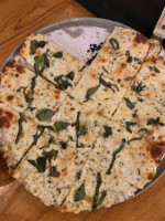 Georgio's Chicago Pizzeria & Pub food