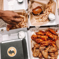 Buffalo Wild Wings ‘go’ food