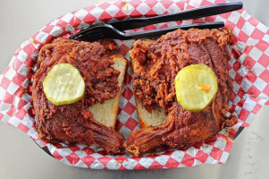 Hattie B's Hot Chicken Nashville Midtown food