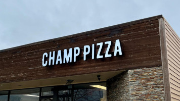 Champ Pizza food