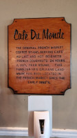 Café Du Monde food