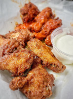 Philly Xpress Wings food