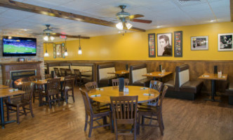 Augie's Pizza Catering inside