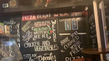Pizza D'light And Healthy Options food