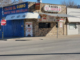 Tacos El Guero inside