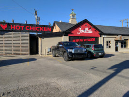 Joella's Hot Chicken outside