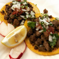 Tacos El Barullo food