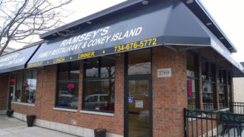 Ramsey's Family And Coney Island food