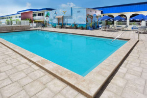 Days Inn By Wyndham Fort Myers Springs Resort outside