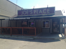 Joe's Place outside