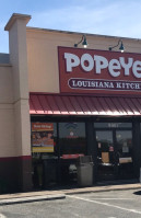 Popeyes Louisiana Kitchen outside