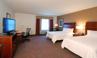 Hilton Garden Inn Rockford inside