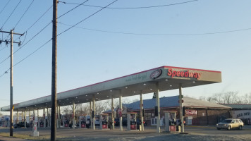 Speedway outside