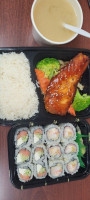 Saka Sushi And Asian Cuisine food