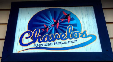 Chavelos Mexican food