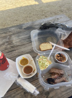 Mae Pop's Barbecue food