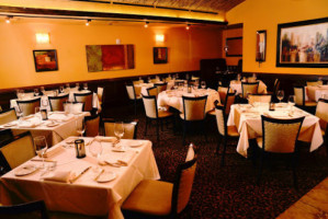 Dario's Steakhouse & Seafood food