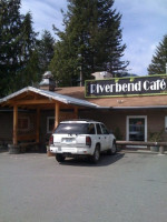 The Riverbend Cafe outside