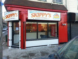 Skippy's food