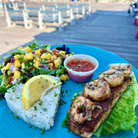 George's Surfside Grille food