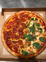 Blaze Pizza food