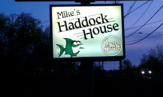 Mikes Haddock House food