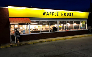 Waffle House outside