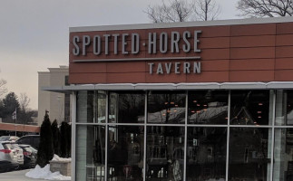 Spotted Horse Tavern outside