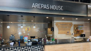 Arepas House food