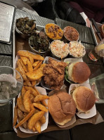 Oid Fields Tavern Barbecue food
