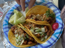 Tachos Tacos food