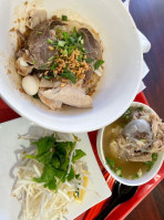Phi Hu Tieu Nam Vang Nem Lai Vung Dac Biet food